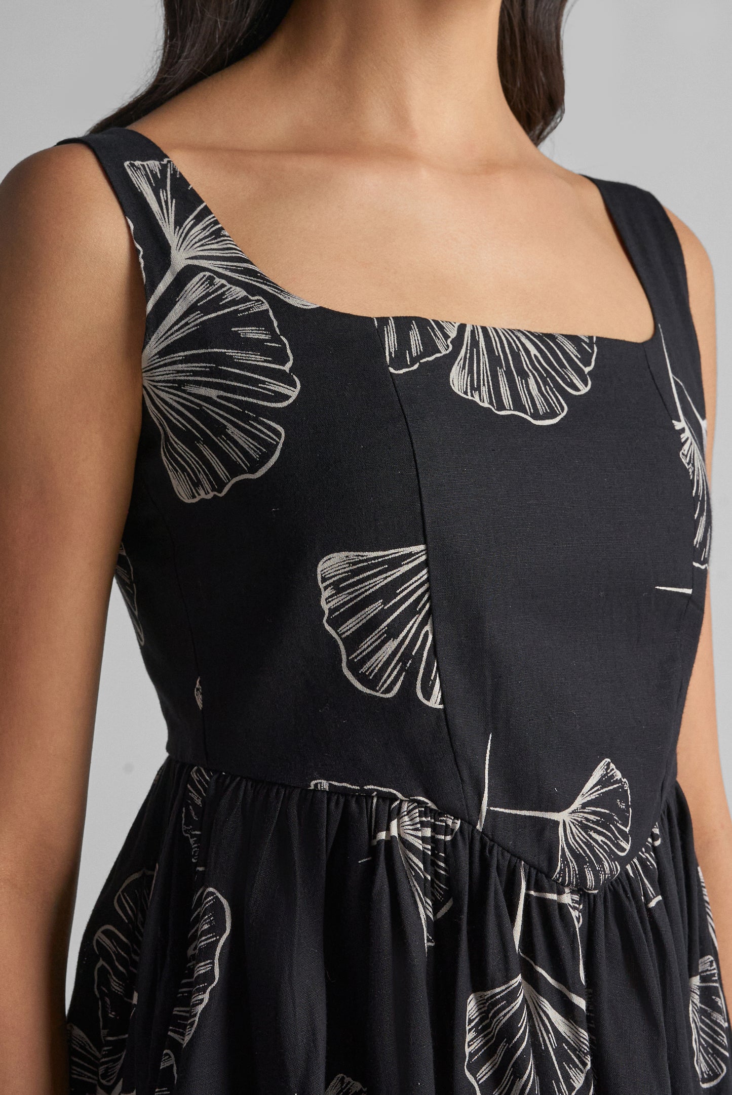 Noir Black & White Botanical Top